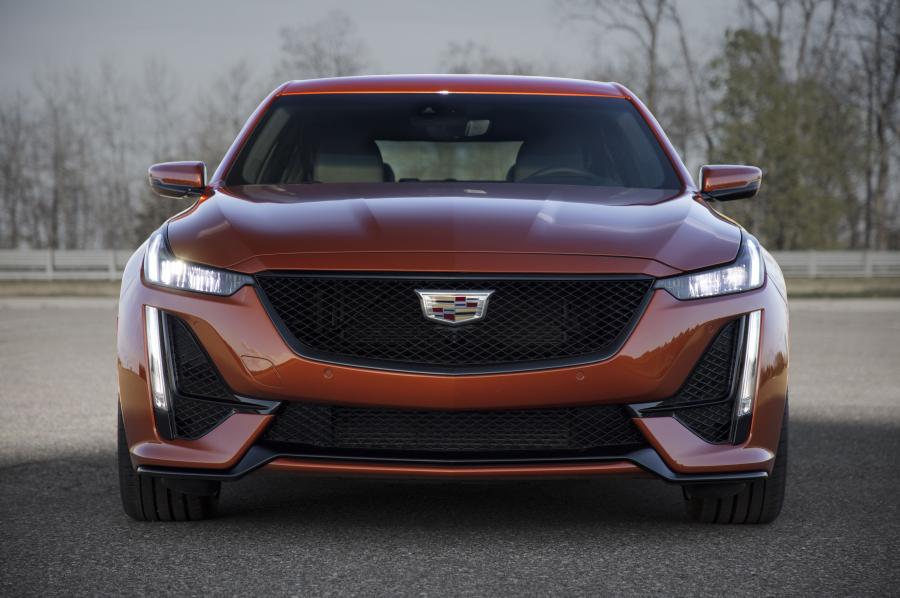  Cadillac CT5-V 2019 года  (фото 3 из 33)